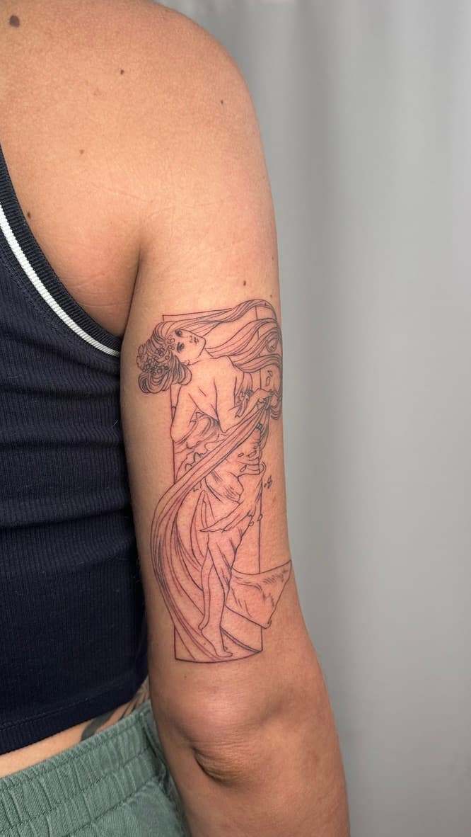 HERO · Portrait artiste / scène studio · 720×900